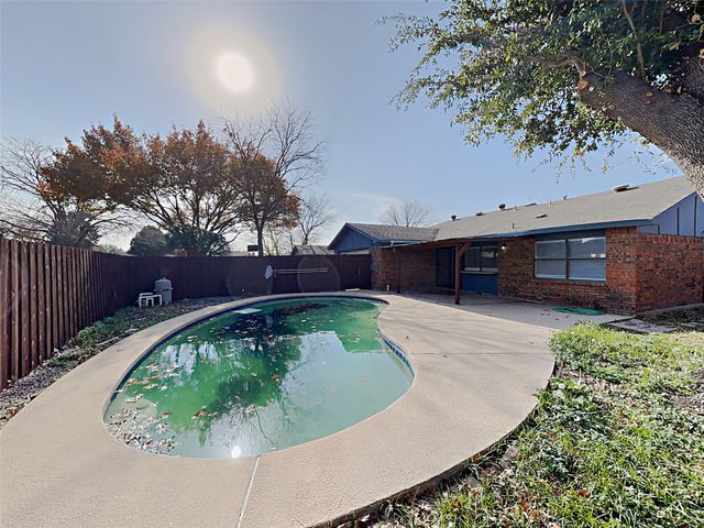 3522 Whitney Drive, Carrollton, TX 75007
