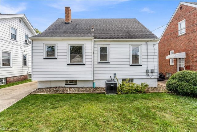 4102 Pershing Avenue, Parma, OH 44134