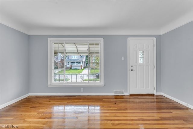 4102 Pershing Avenue, Parma, OH 44134