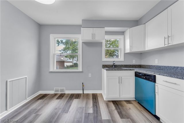 4102 Pershing Avenue, Parma, OH 44134