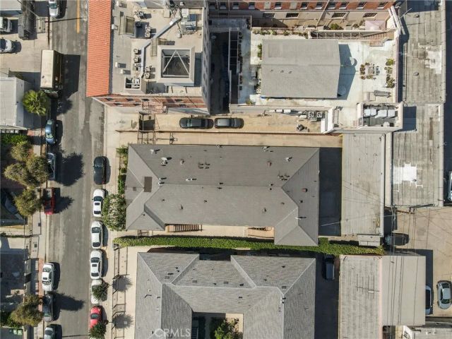 1646 N Harvard, Los Angeles, CA 90027