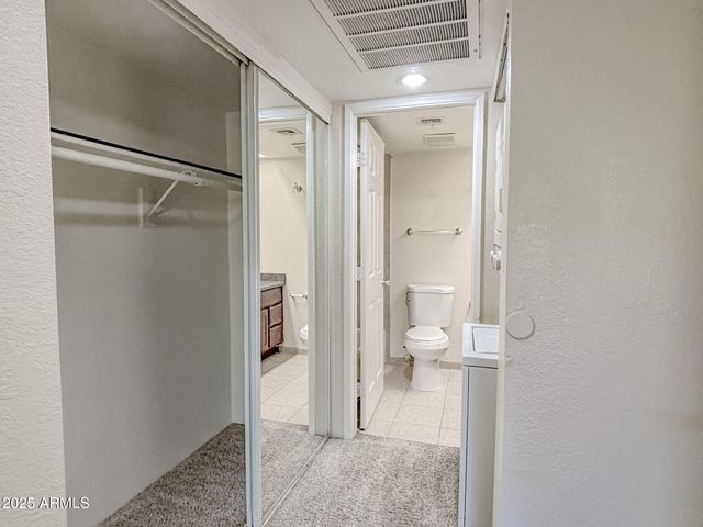 3535 W TIERRA BUENA Lane 236, Phoenix, AZ 85053