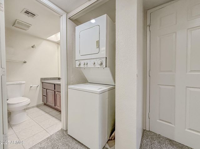 3535 W TIERRA BUENA Lane 236, Phoenix, AZ 85053