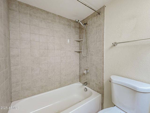 3535 W TIERRA BUENA Lane 236, Phoenix, AZ 85053