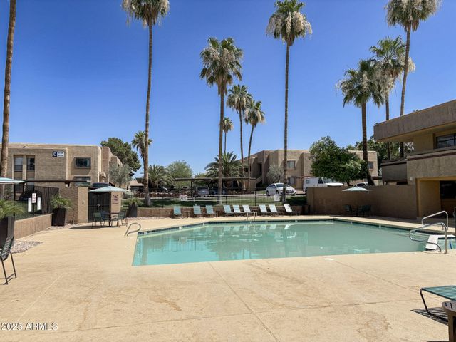 3535 W TIERRA BUENA Lane 236, Phoenix, AZ 85053