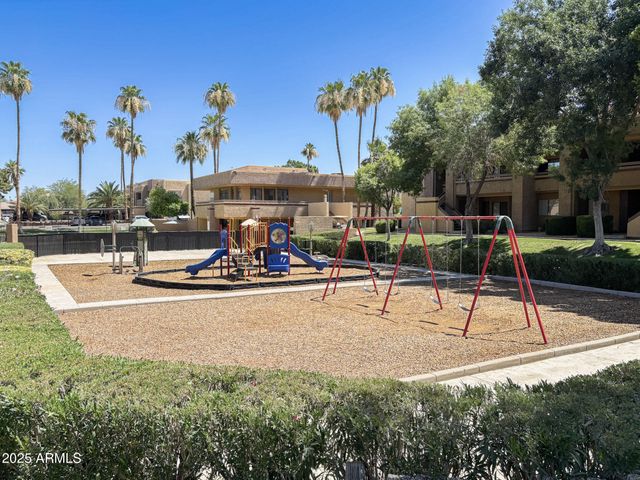 3535 W TIERRA BUENA Lane 236, Phoenix, AZ 85053