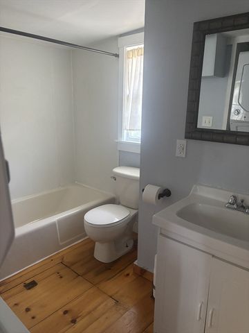 2 Lebaron Aly, Plymouth, MA 02360