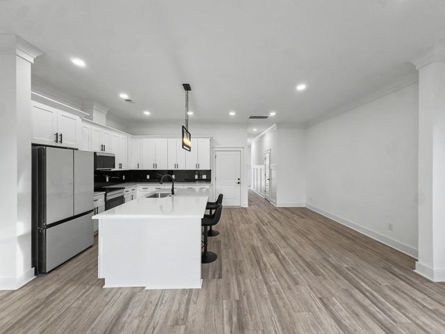 2030 Echo Avenue, North Charleston, SC 29405