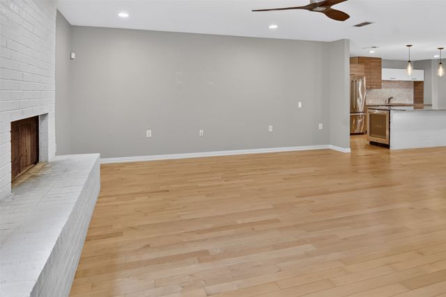 5963 River Bend Drive, Benbrook, TX 76132