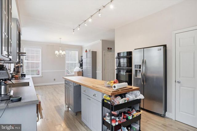 105 DOGWOOD DR, Cross Junction, VA 22625