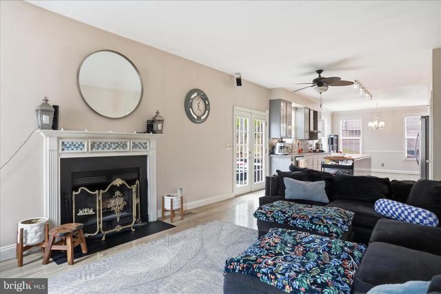 105 DOGWOOD DR, Cross Junction, VA 22625
