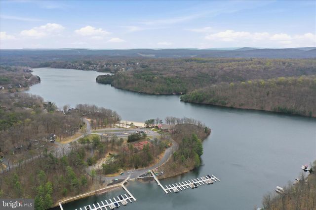 105 DOGWOOD DR, Cross Junction, VA 22625
