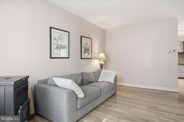 105 DOGWOOD DR, Cross Junction, VA 22625