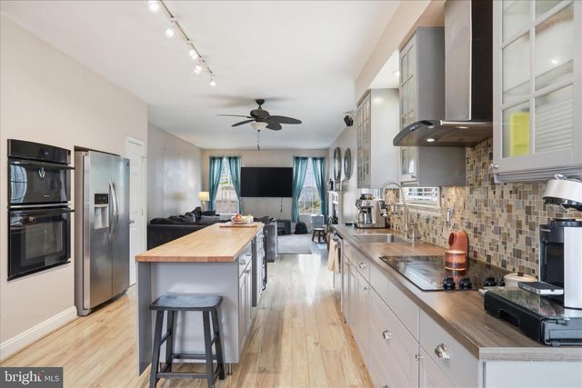105 DOGWOOD DR, Cross Junction, VA 22625