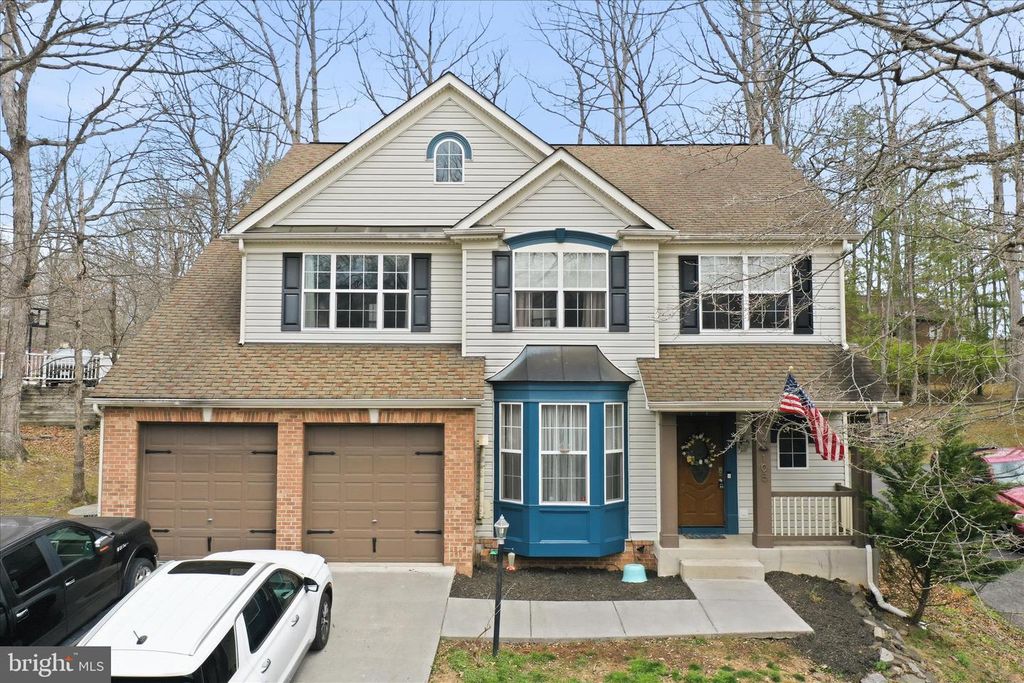 105 DOGWOOD DR, Cross Junction, VA 22625