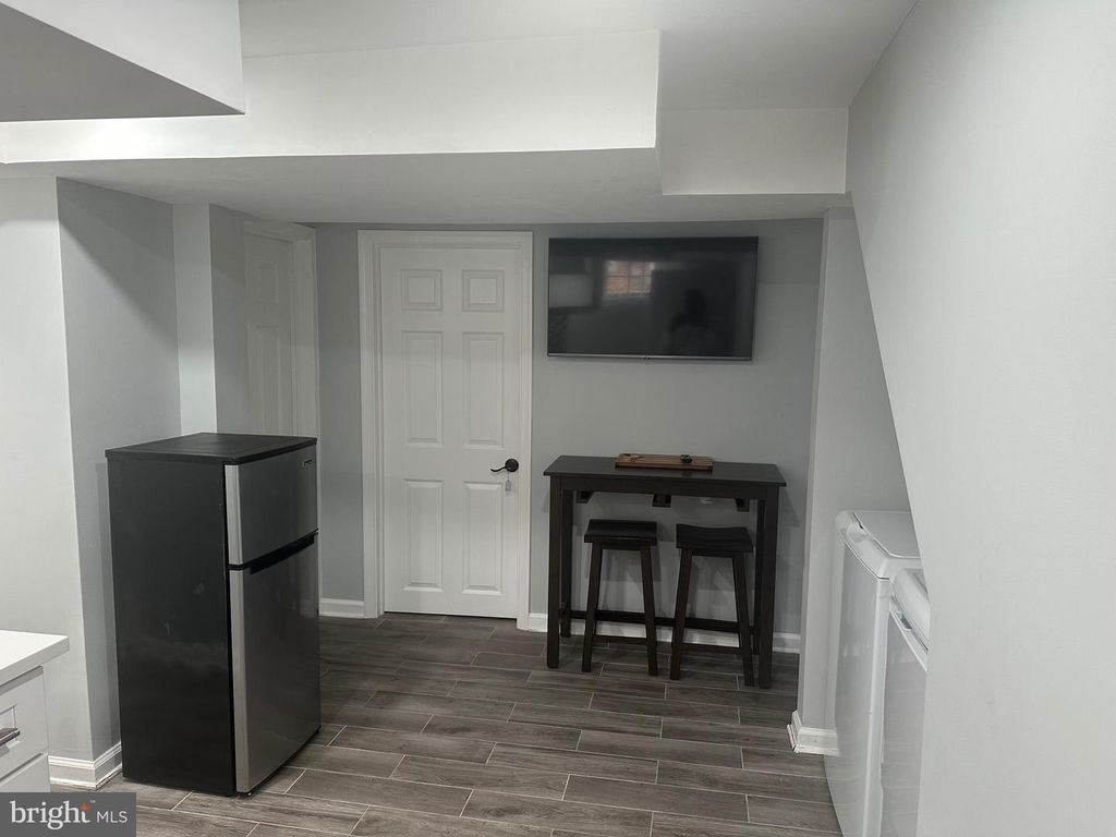 Image 10 of property listing at 806 SLIGO AVE, Silver Spring, MD 20910