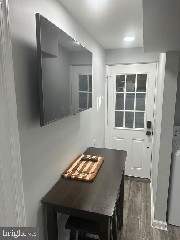 Image 15 of property listing at 806 SLIGO AVE, Silver Spring, MD 20910