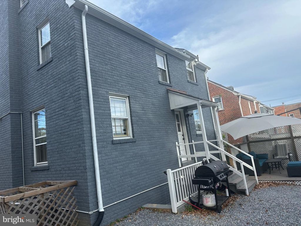 Image 27 of property listing at 806 SLIGO AVE, Silver Spring, MD 20910