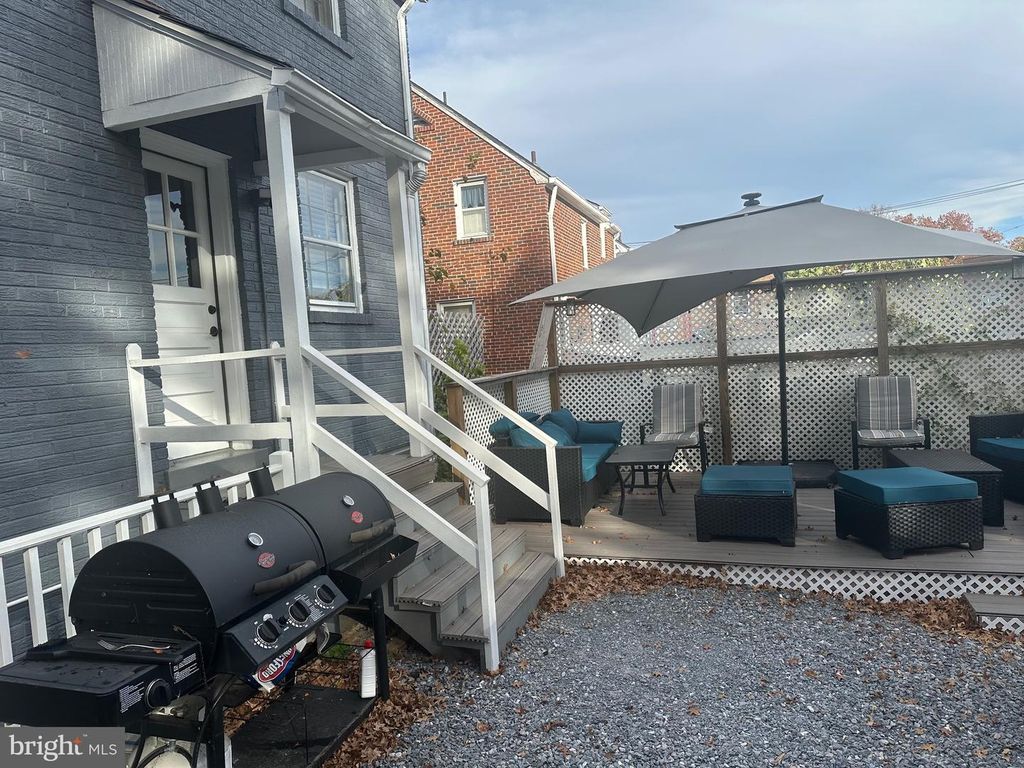 Image 28 of property listing at 806 SLIGO AVE, Silver Spring, MD 20910