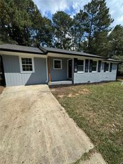 5312 Joan Of Arc Place, Atlanta, GA 30349