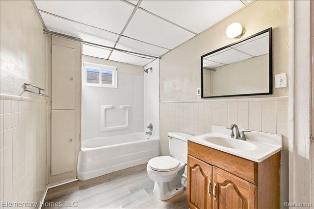 19340 Meier Street, Roseville, MI 48066