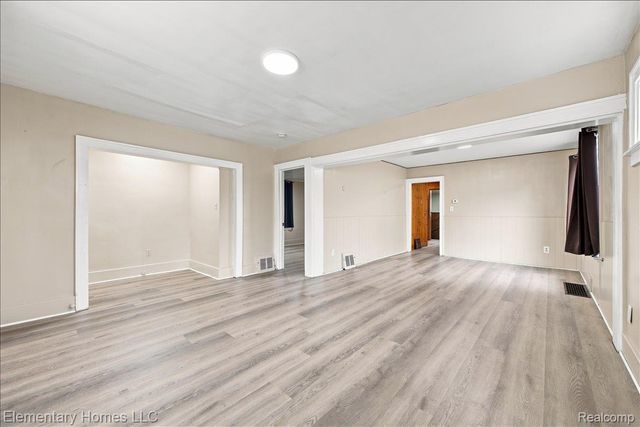 19340 Meier Street, Roseville, MI 48066