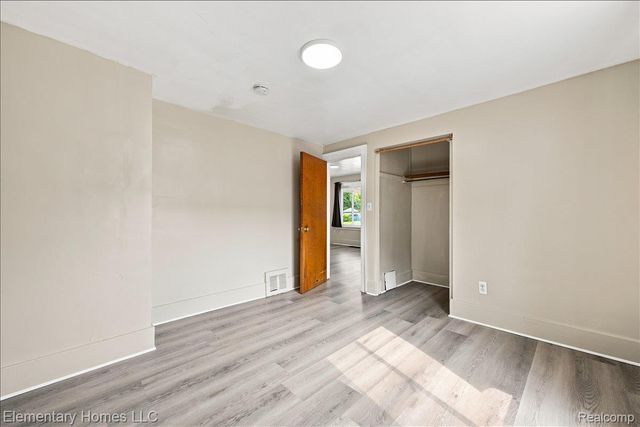 19340 Meier Street, Roseville, MI 48066