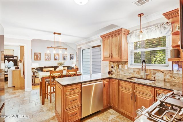 106 1st Avenue, Tuckerton, NJ 08087