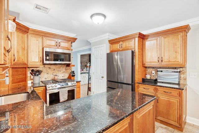 106 1st Avenue, Tuckerton, NJ 08087