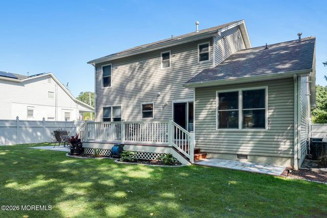 106 1st Avenue, Tuckerton, NJ 08087