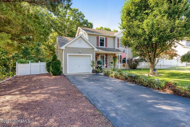 106 1st Avenue, Tuckerton, NJ 08087
