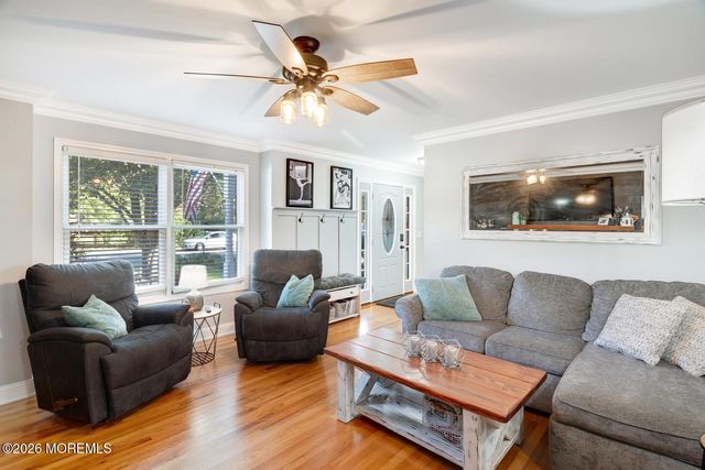 106 1st Avenue, Tuckerton, NJ 08087