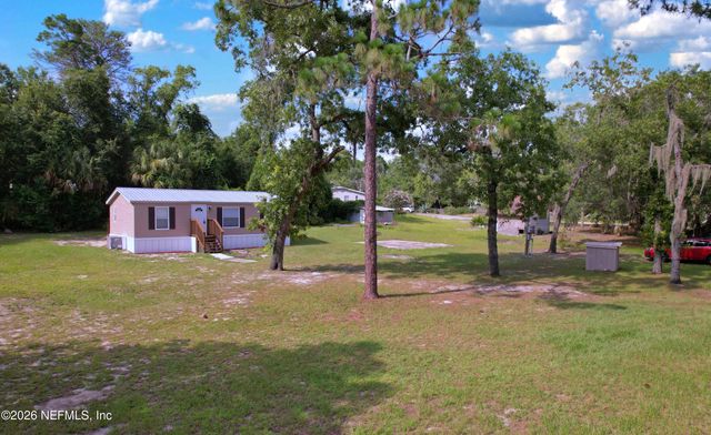 102 DALTON Court, Satsuma, FL 32189