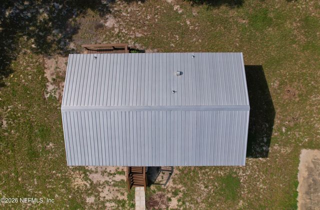 102 DALTON Court, Satsuma, FL 32189