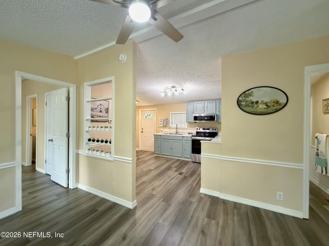 102 DALTON Court, Satsuma, FL 32189