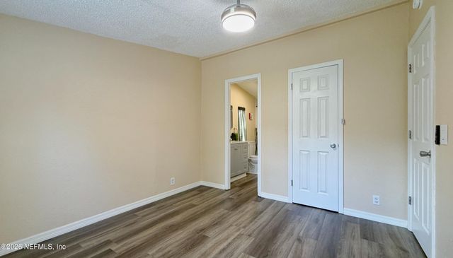 102 DALTON Court, Satsuma, FL 32189