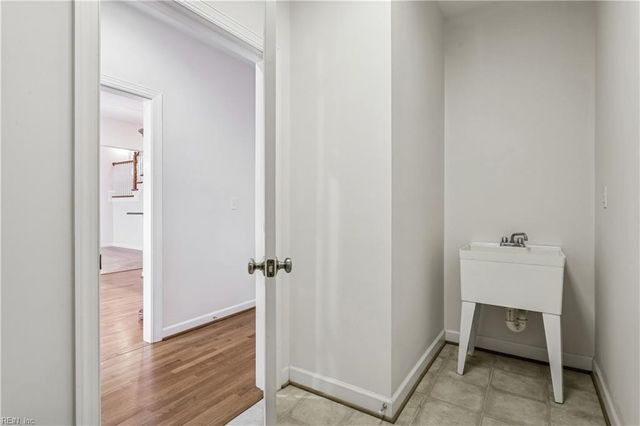 9908 W Cork RD, Toano, VA 23168