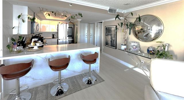 18000 N Bay Rd 603, Sunny Isles Beach, FL 33160