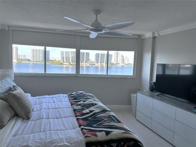 18000 N Bay Rd 603, Sunny Isles Beach, FL 33160