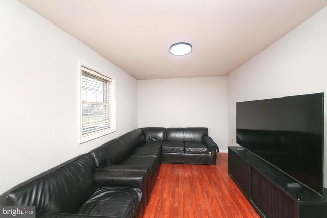 404 CHERRY ST, East Greenville, PA 18041