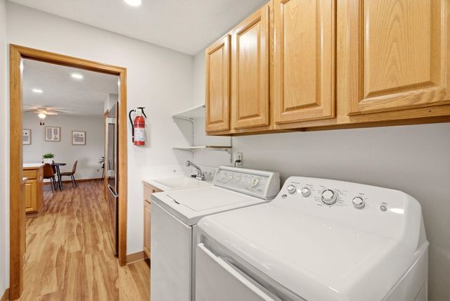 325 E Piper Glen Ct, Colbert, WA 99005