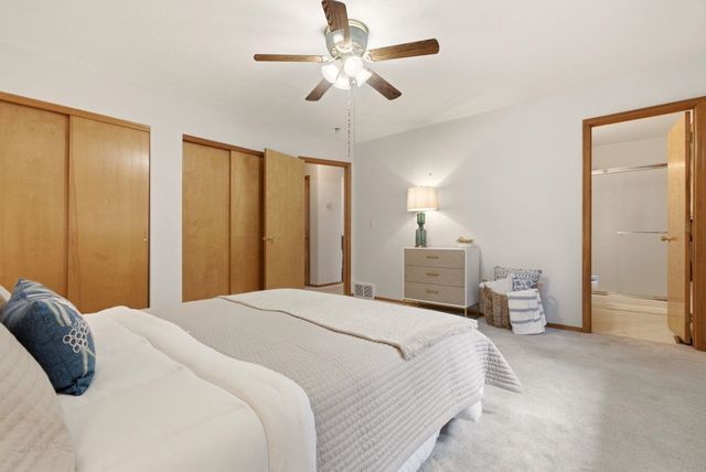 325 E Piper Glen Ct, Colbert, WA 99005