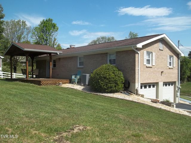 24396 Briscoe Drive, Bristol, VA 24202