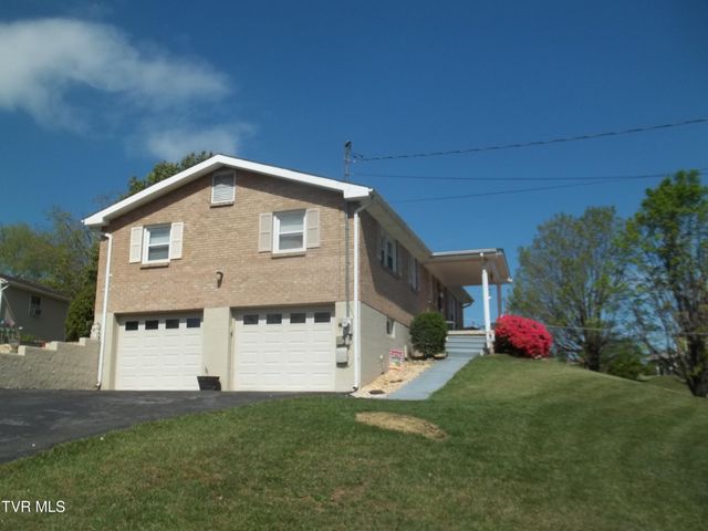 24396 Briscoe Drive, Bristol, VA 24202