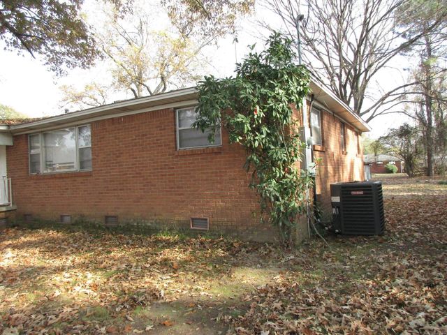 212 KAY Street, North Little Rock, AR 72117