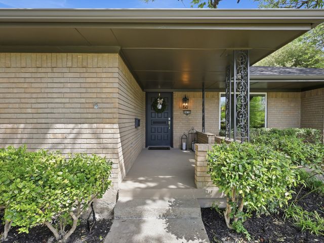 8630 Mediterranean Drive, Dallas, TX 75238