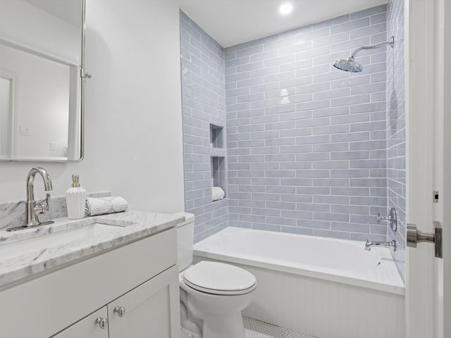 8630 Mediterranean Drive, Dallas, TX 75238