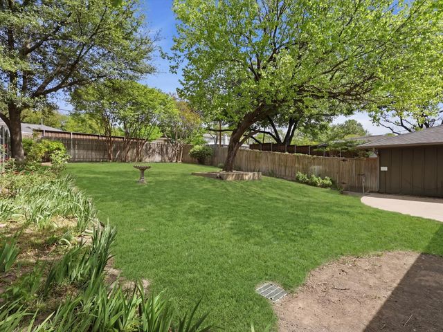 8630 Mediterranean Drive, Dallas, TX 75238