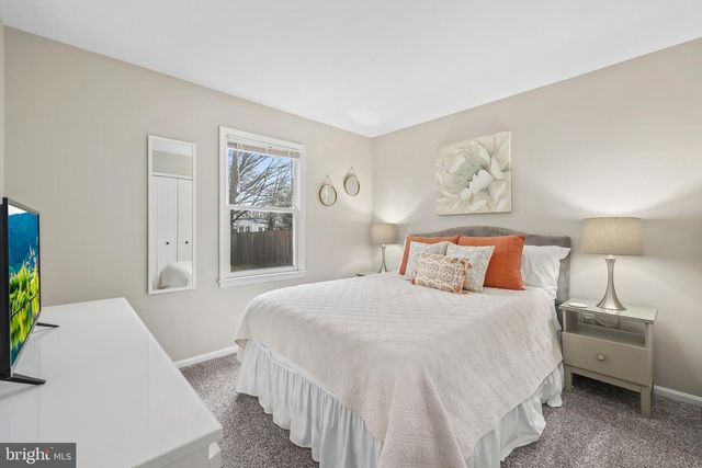 6922 LODESTONE CT, Alexandria, VA 22306