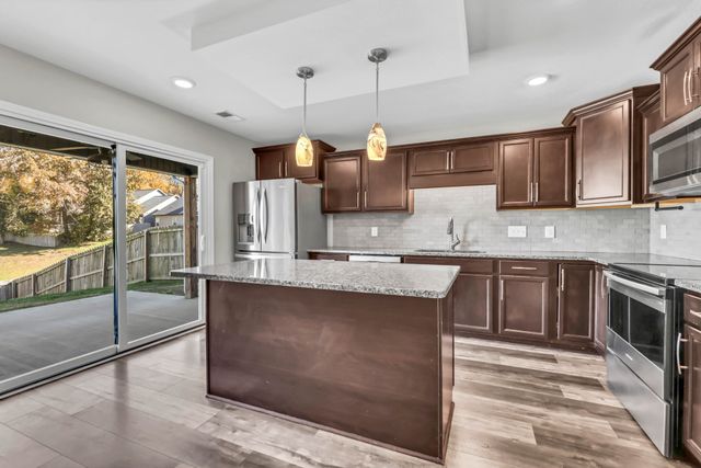 246 Stone Bluff Way, Clarksville, TN 37040